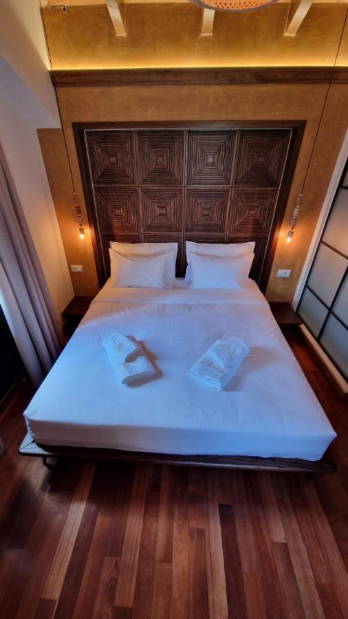 Bujtina Behram Hotell Korça Exteriör bild