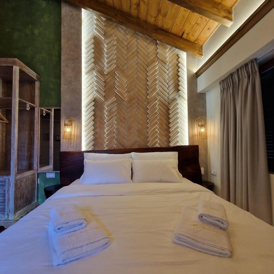 Bujtina Behram Hotell Korça Exteriör bild